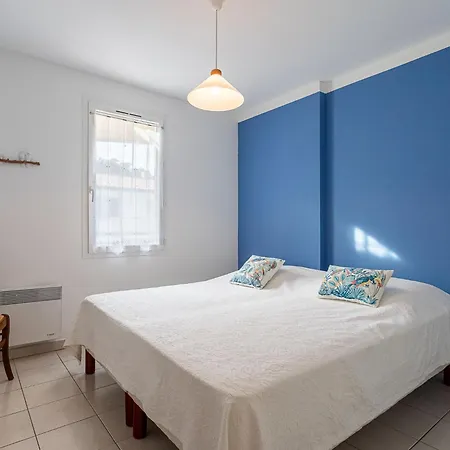 Apartment Cote Port By Interhome Hyeres